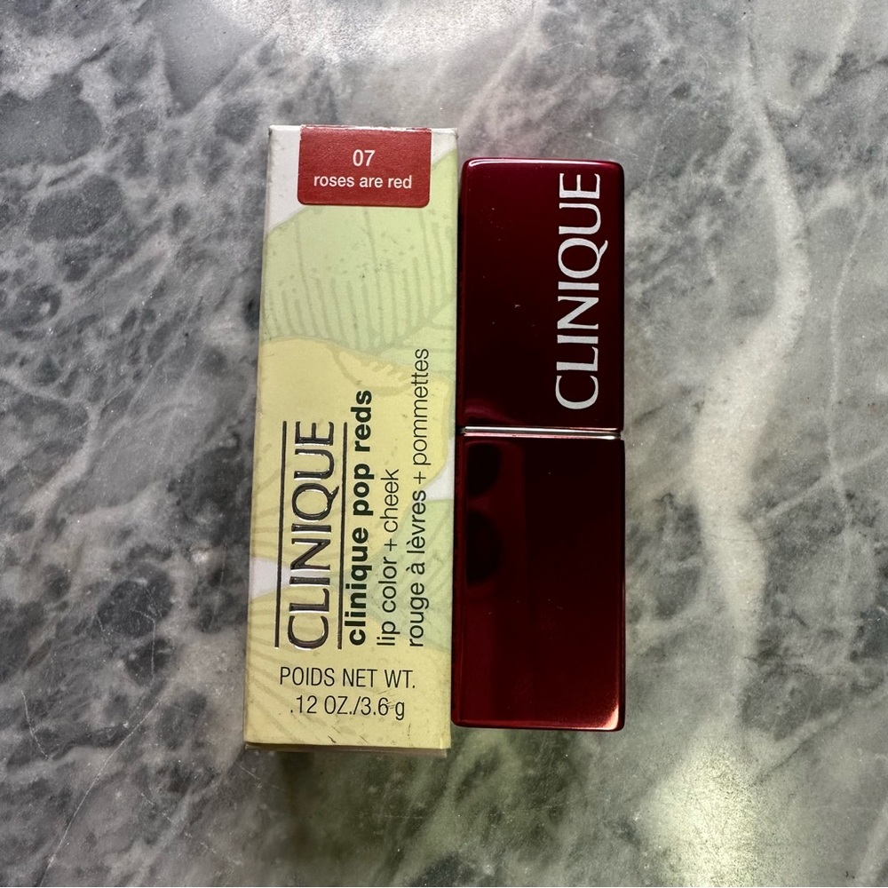 Clinique‎ Pop Matte Lipstick Roses are Red